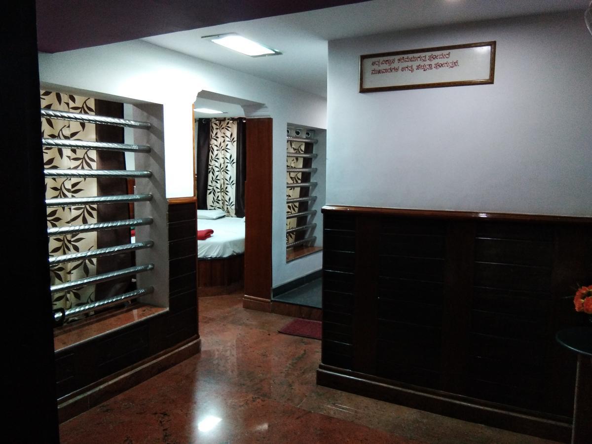 Hotel Sanman Lodge Shivamogga Zewnętrze zdjęcie